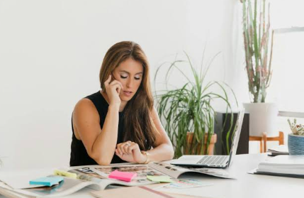 How to Develop Professional Habits Early in Your Career